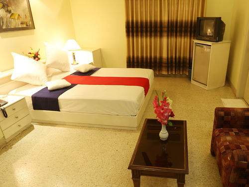 Eastern House Hotell Dhaka Exteriör bild