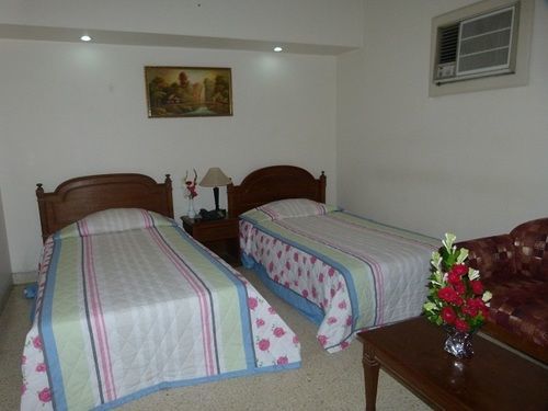 Eastern House Hotell Dhaka Exteriör bild